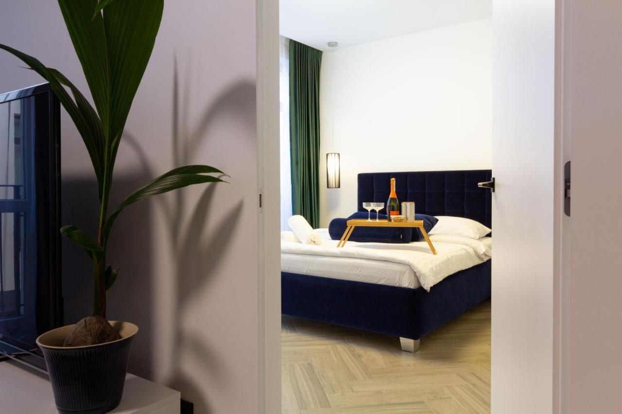 Cohost I Oldtown 60M2 Apt W-Garage Parking, Balcony & Self Check-In Vilnius Luaran gambar