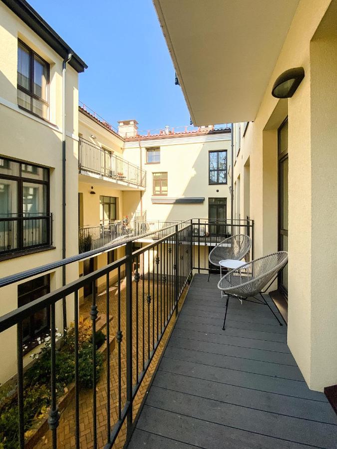 Cohost I Oldtown 60M2 Apt W-Garage Parking, Balcony & Self Check-In Vilnius Luaran gambar