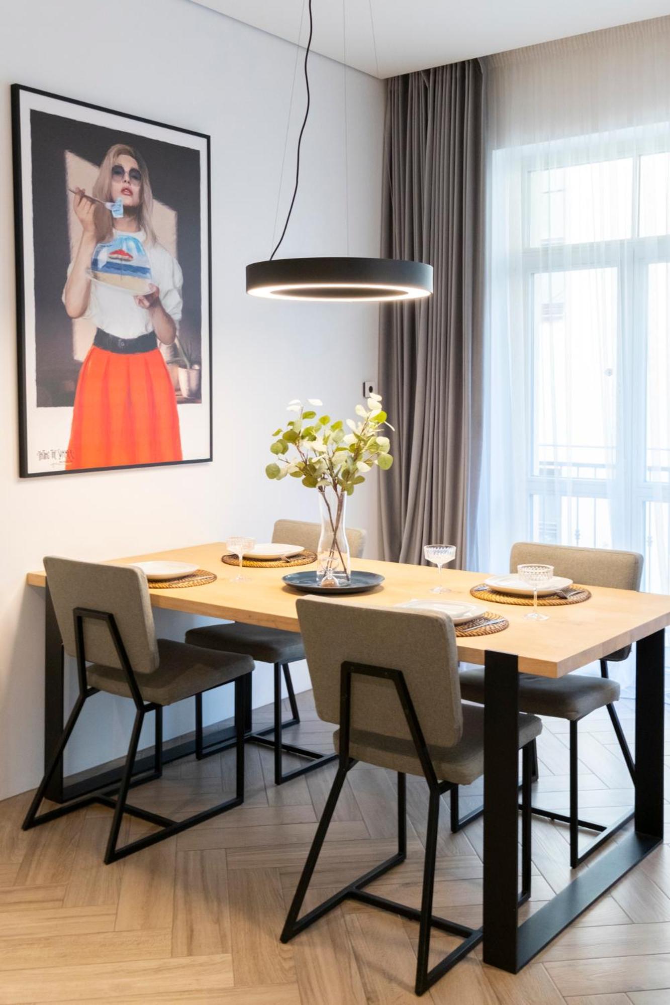 Cohost I Oldtown 60M2 Apt W-Garage Parking, Balcony & Self Check-In Vilnius Luaran gambar