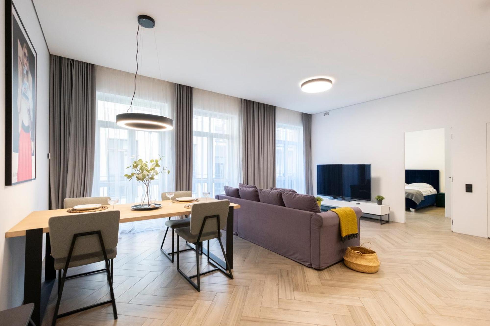 Cohost I Oldtown 60M2 Apt W-Garage Parking, Balcony & Self Check-In Vilnius Luaran gambar